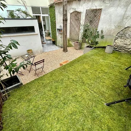 Apartment Rare! Private Garden In Paris, Close To Sacre Coeur Basilica! *