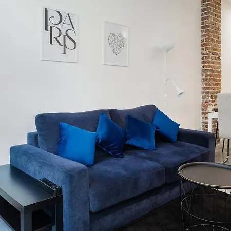 Apartment Rare! Private Garden In Paris, Close To Sacre Coeur Basilica! *