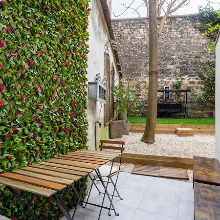 Rare! Private Garden In Paris, Close To Sacre Coeur Basilica! Apartment Paris