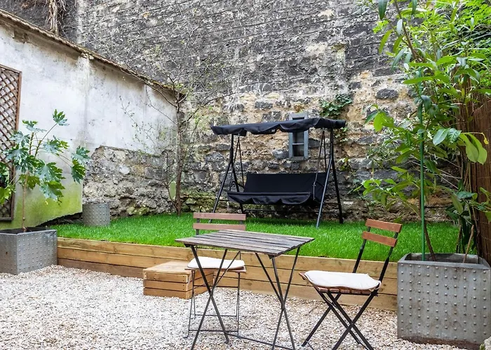 Διαμέρισμα Rare! Private Garden In Paris, Close To Sacre Coeur Basilica!